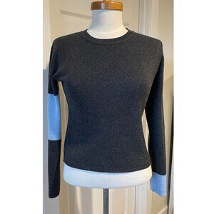 Smoothes 90s Charcoal Gray and Light Blue Long Sleeve Tee Delia*s Style